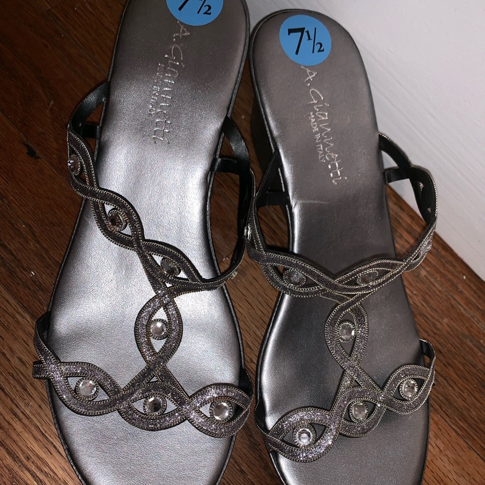 Silver wedges